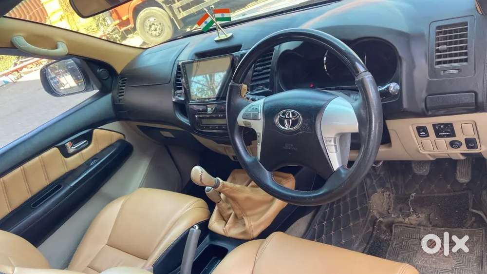 Toyota Fortuner 2012 Diesel 150000 Km Driven