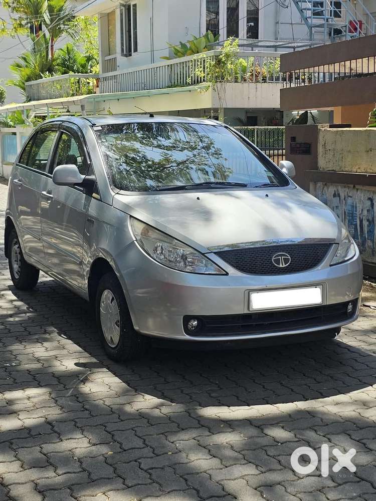 Tata Indica Vista Aura Plus 1.2 Safire, 2010, Petrol