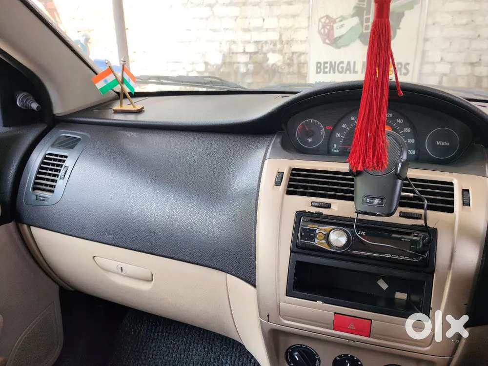 Tata Indica Vista Tdi (2011).