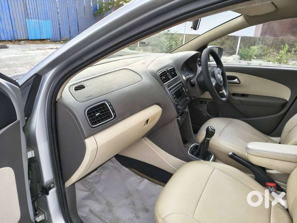 Volkswagen Vento 2010-2013 Petrol Highline, 2013, Petrol