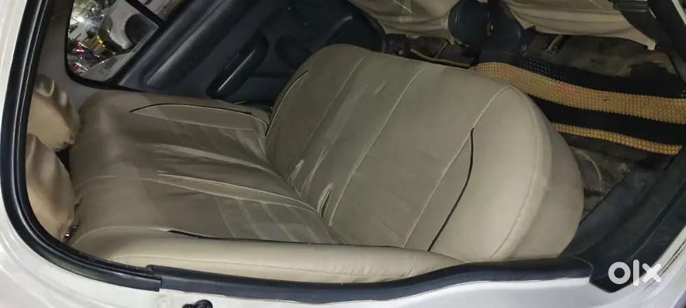 Gadi Parking Ki Problem Ki Vajah Se Sale Kar Rahe Hai