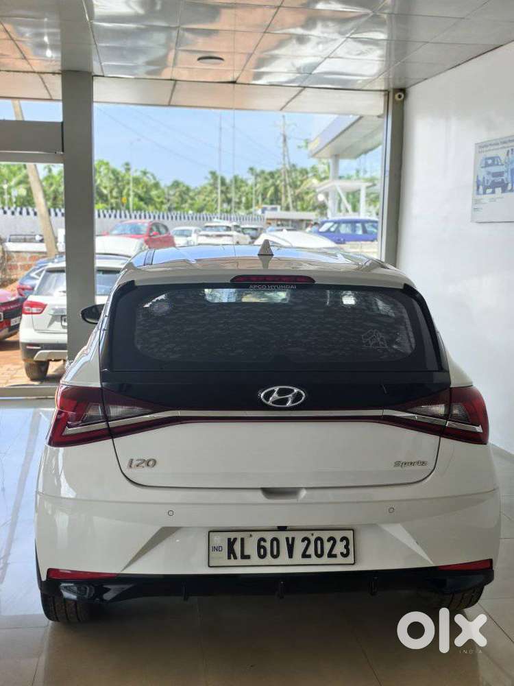 Hyundai Elite I20 Sportz (o) 1.2 Mt, 2023, Petrol
