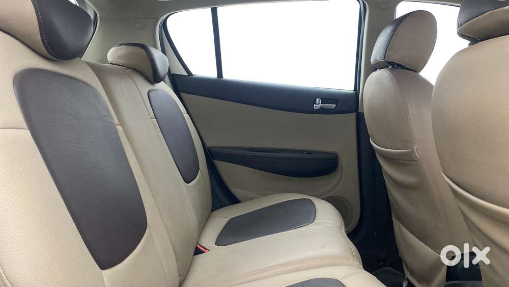 Hyundai I20 Sportz 1.4 Crdi, 2014, Diesel