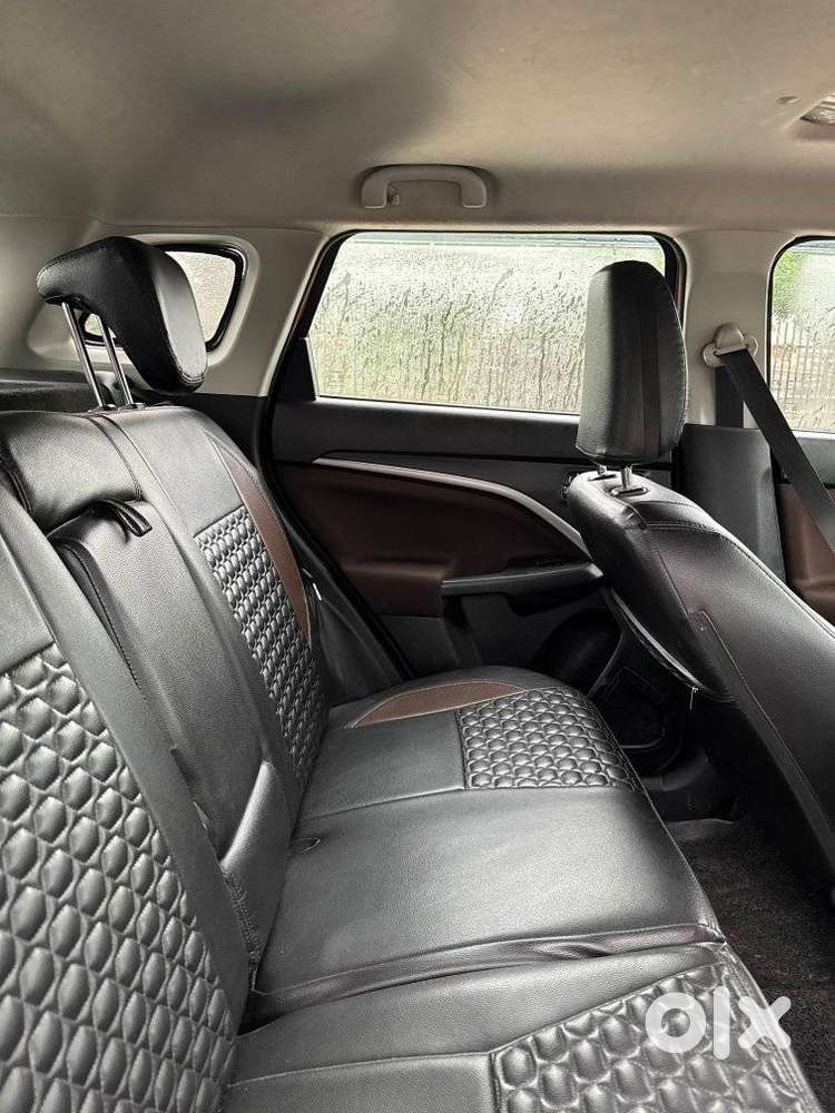 Maruti Suzuki Brezza 1.5 Zxi Smart Hybrid, 2022, Petrol