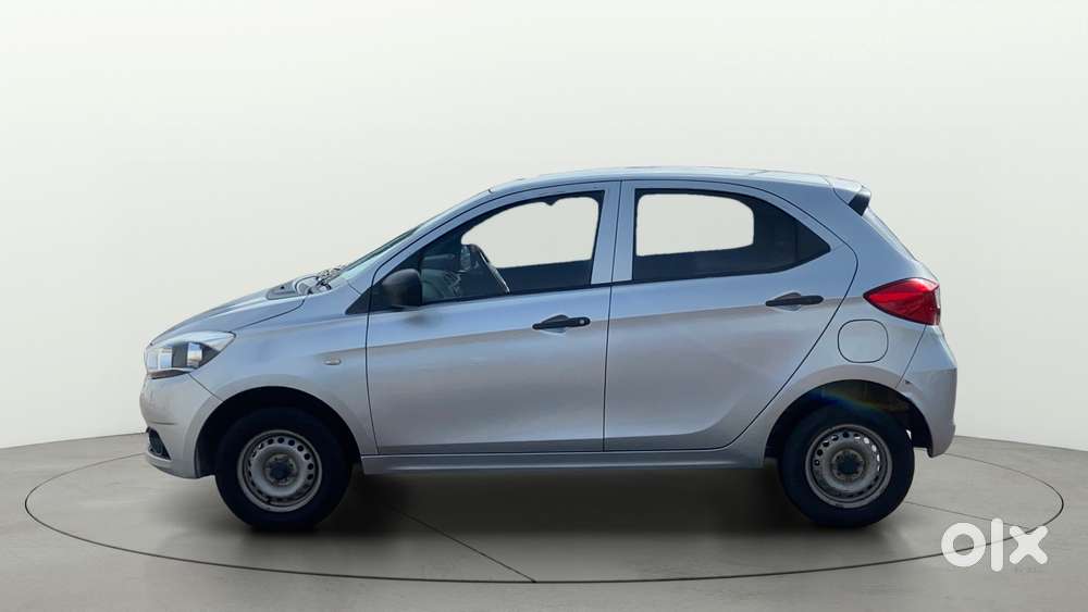 Tata Tiago Xe, 2019, Petrol