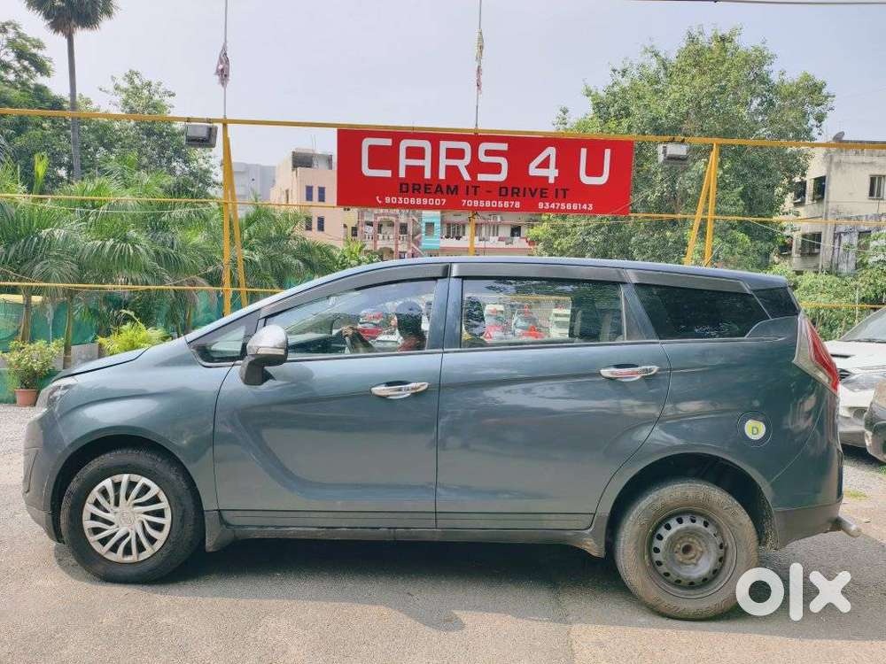 Mahindra Marazzo M2, 2019