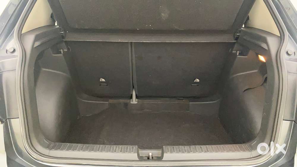 Volkswagen Taigun 1.0 Tsi Topline At, 2022, Petrol