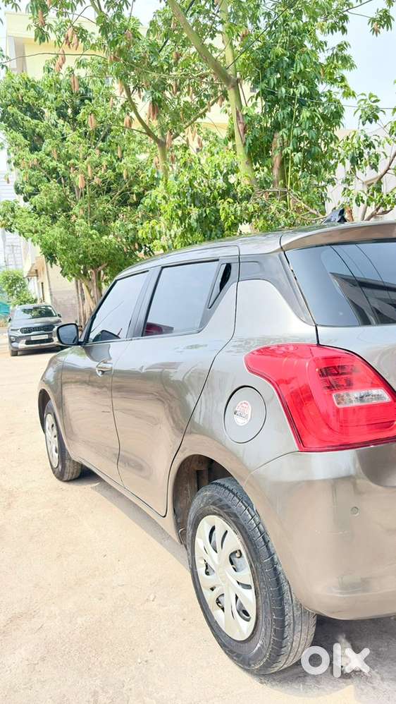2022 Maruti Suzuki Swift Vxi