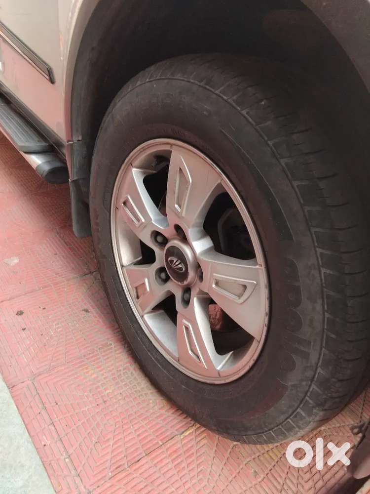 Mahindra Xuv500 2012 Diesel 115000 Km Driven