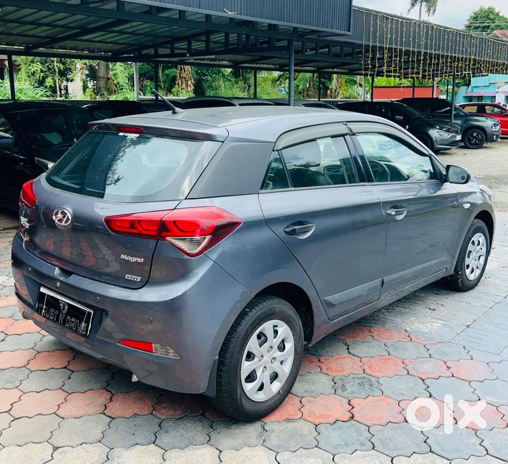 Maruti Suzuki Ciaz 1.5 Alpha Shvs Petrol, 2017, Petrol