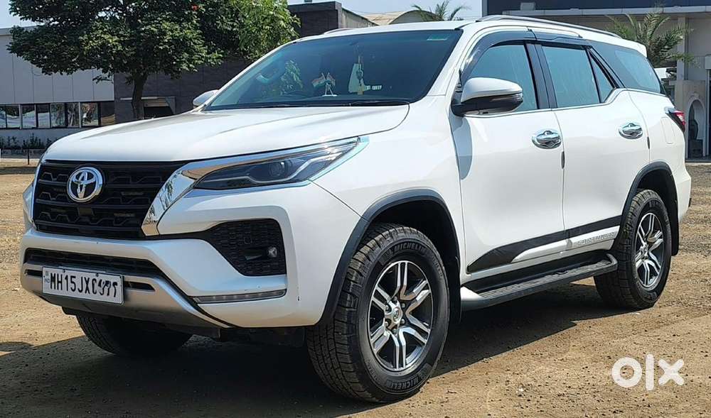 Toyota Fortuner Legender 2024