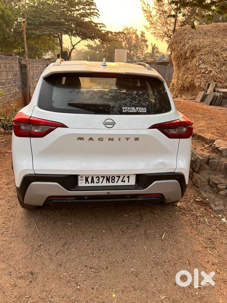 Nissan Magnite 2023 Petrol 42823 Km Driven