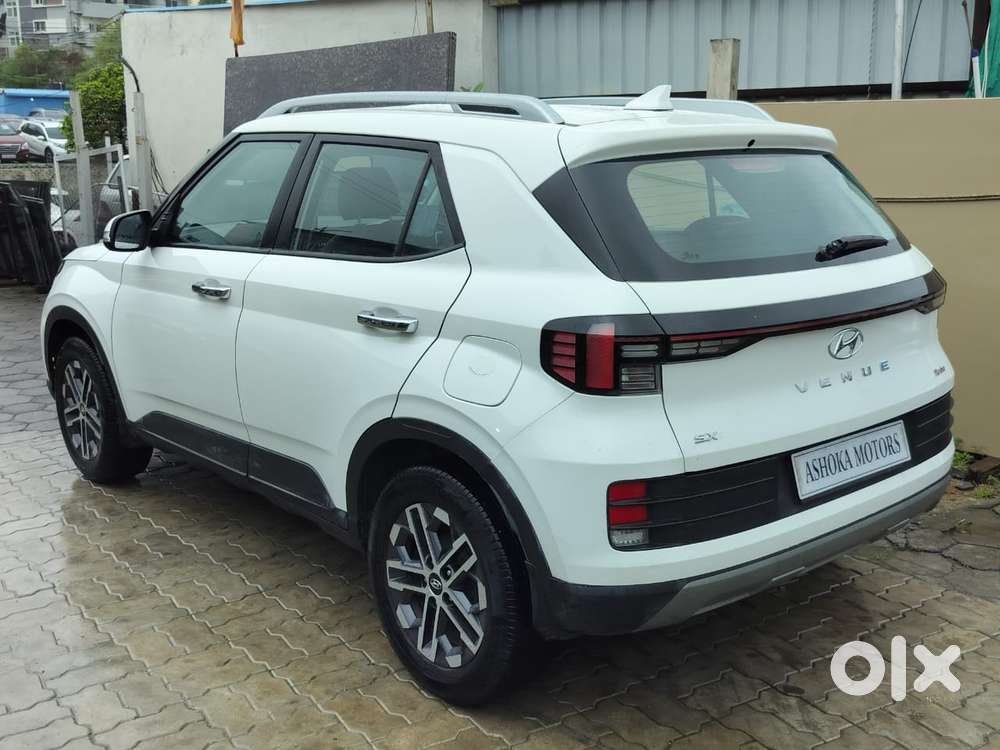 Hyundai Venue Sx Opt Turbo, 2023