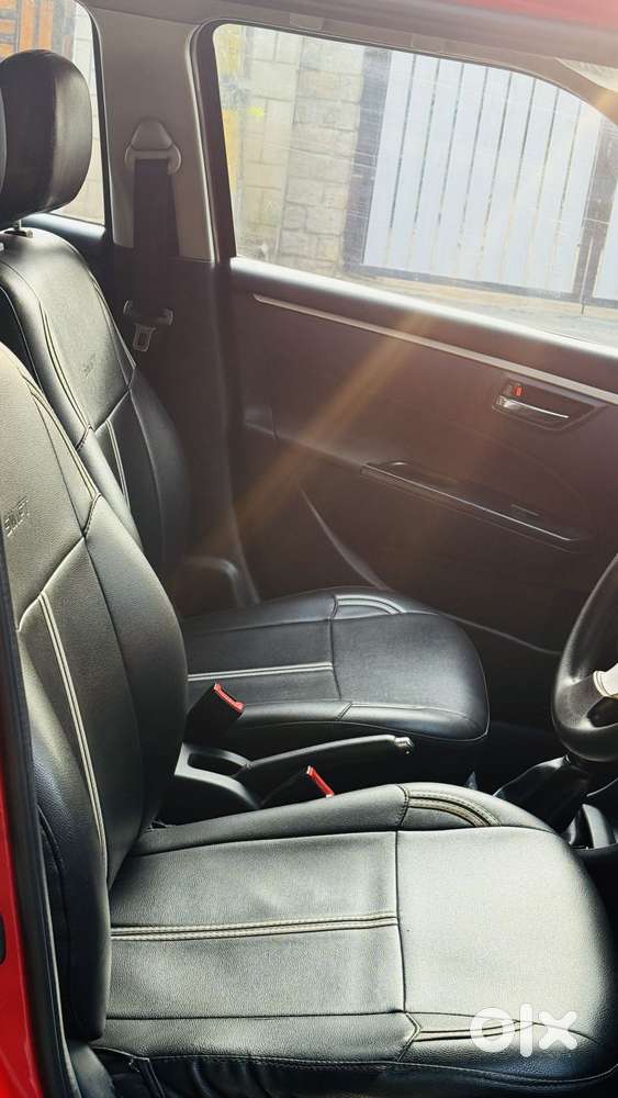 Maruti Suzuki Swift Vxi With Abs, 2017, Petrol