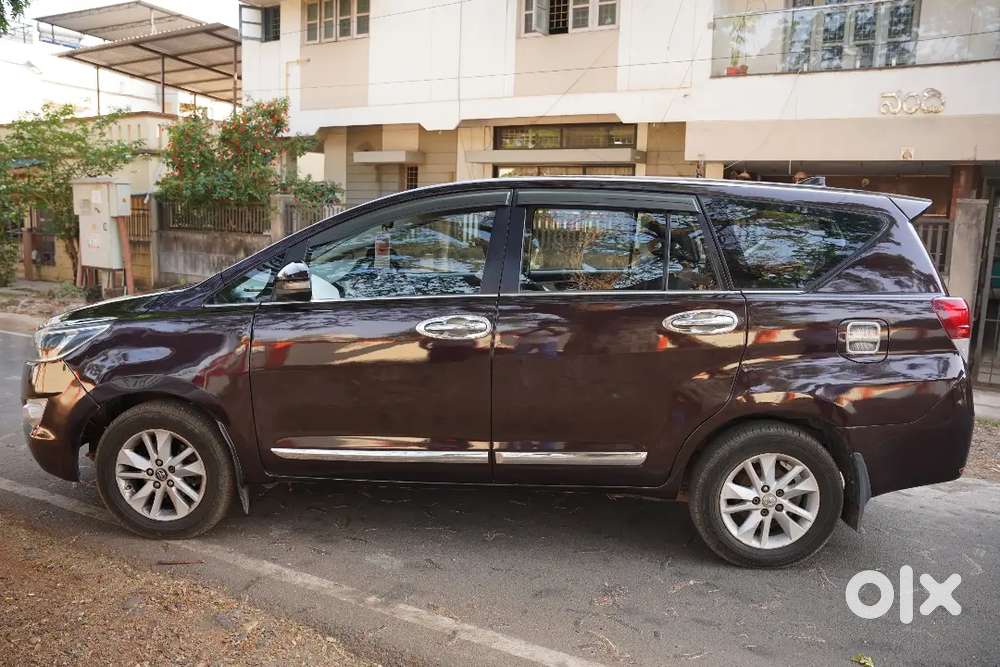 Toyota Innova Crysta 2017 Diesel Topend Model Well Maintained