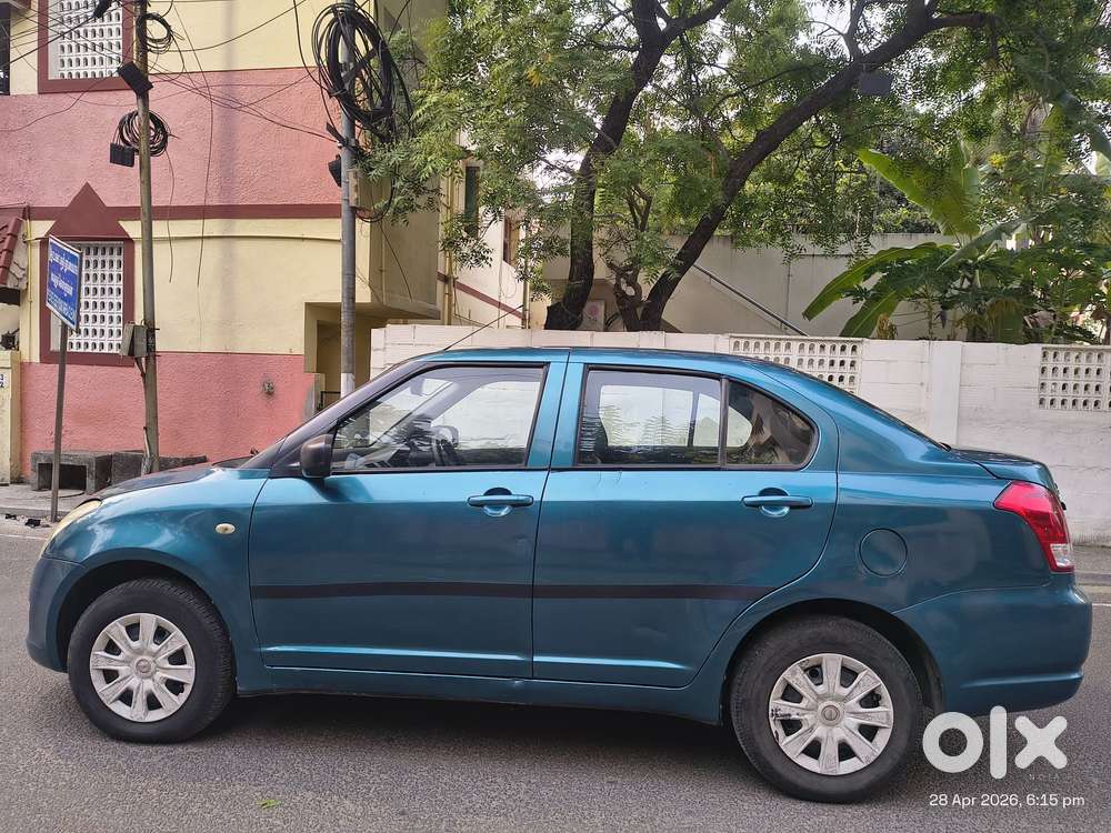 Maruti Suzuki Swift Dzire Vxi, 2009, Petrol