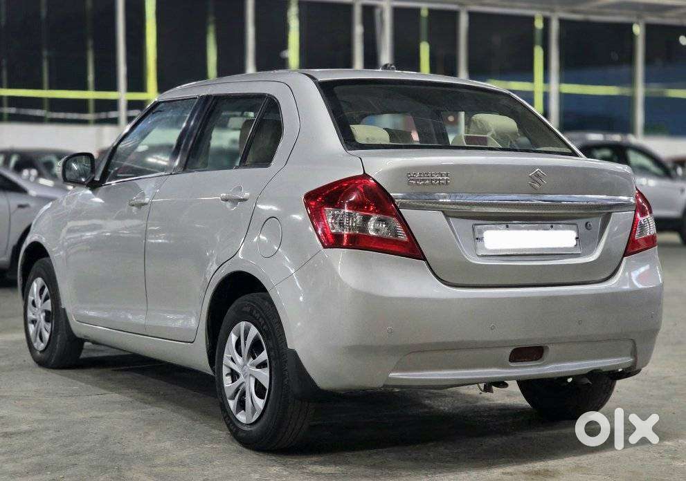 Maruti Suzuki Swift Dzire 1.2 Vxi Bsiv, 2013, Petrol