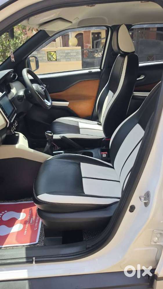 Nissan Magnite 1.0 Xv, 2023, Petrol