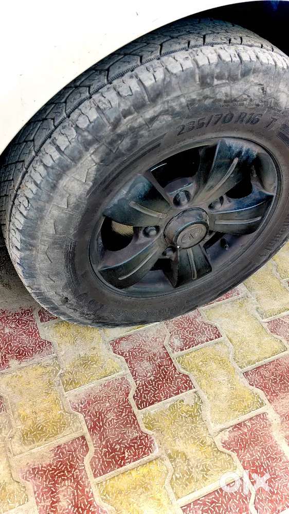 Tata Safari Storme 2017