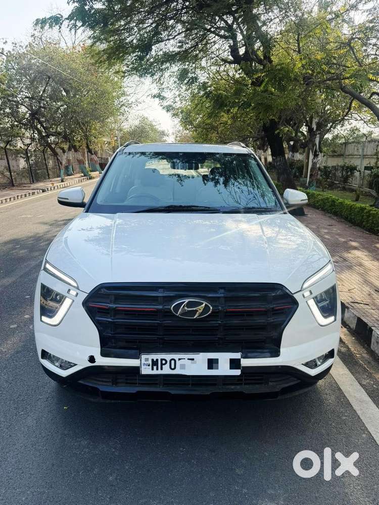 Hyundai Creta 1.5 S Plus Knight Petrol Dual Tone, 2023, Diesel