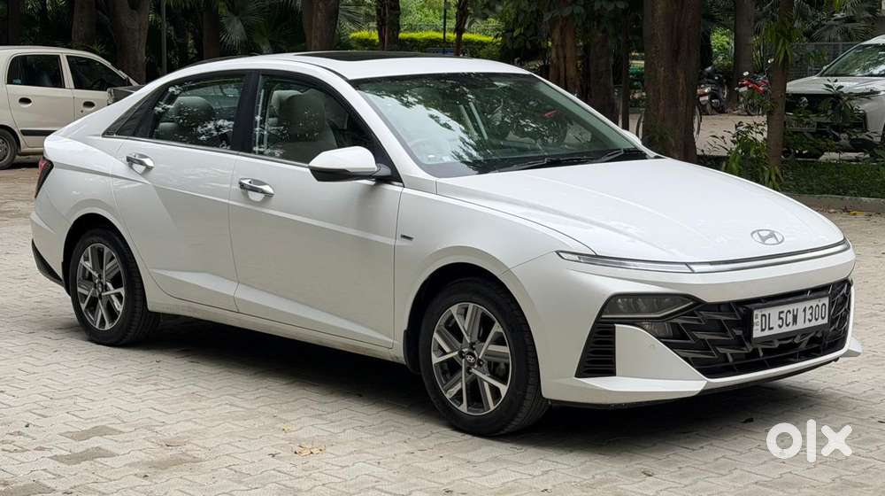 Hyundai Verna 1.5 Sx Ivt, 2025, Petrol