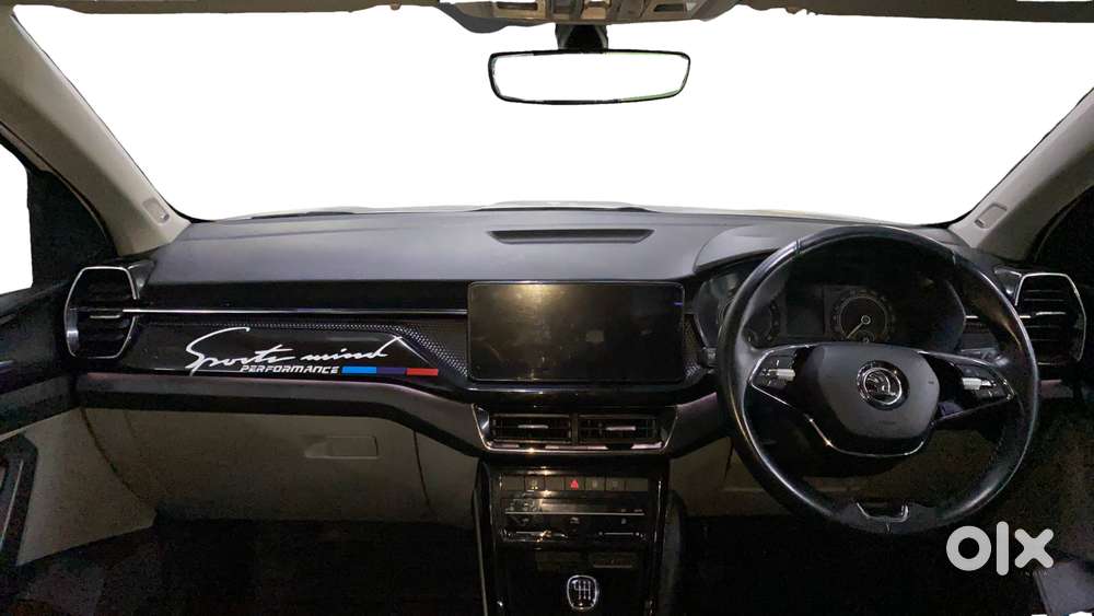 Skoda Kushaq 1.0 Tsi Style, 2022, Petrol