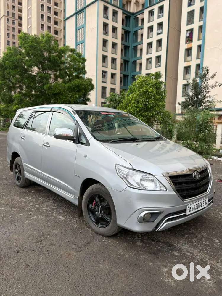 Toyota Innova Diesel 2014