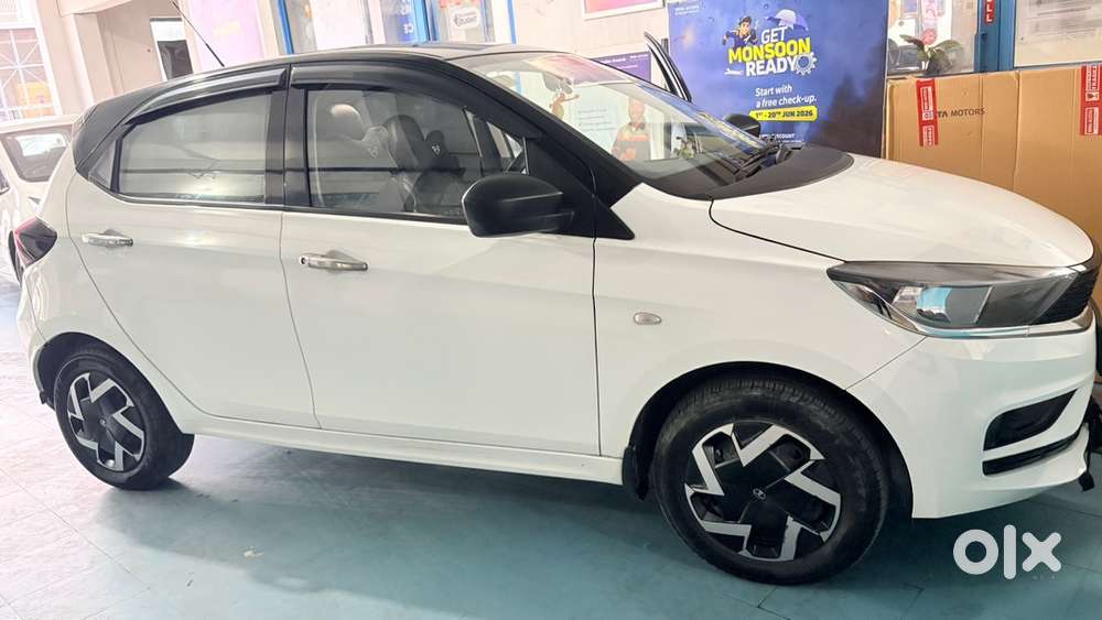Tata Tiago 1.2 Petrol Manual 2025
