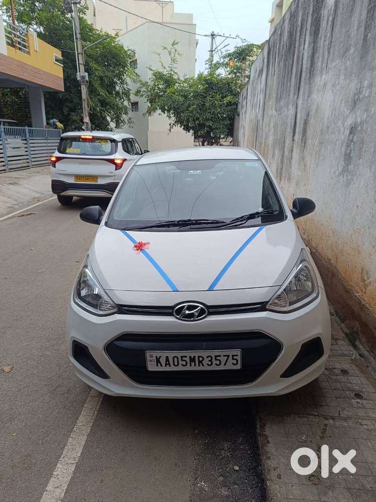 Hyundai Xcent 2015 Petrol 50700 Km Driven