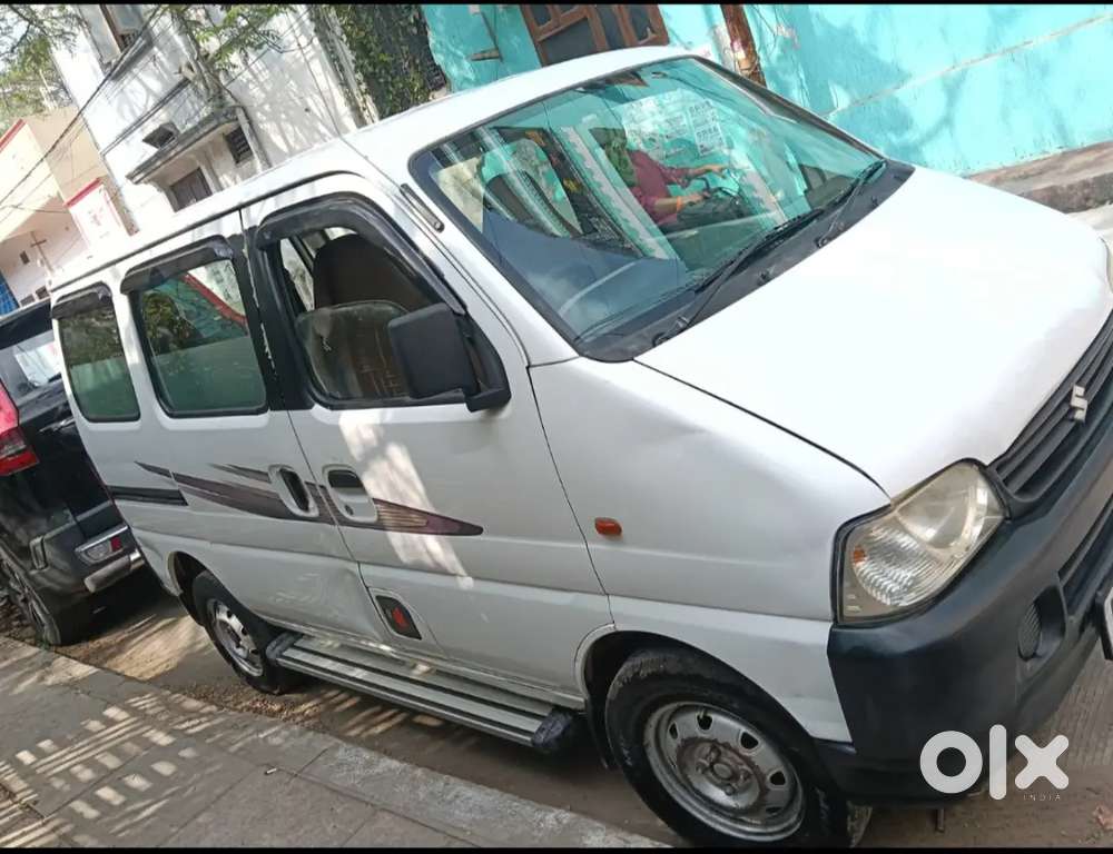 Maruti Suzuki Eeco 2013 Petrol Well Maintained