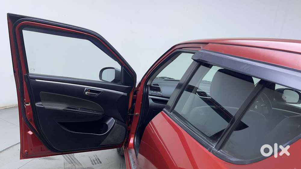 Maruti Suzuki Swift Vvt Vxi, 2014, Petrol