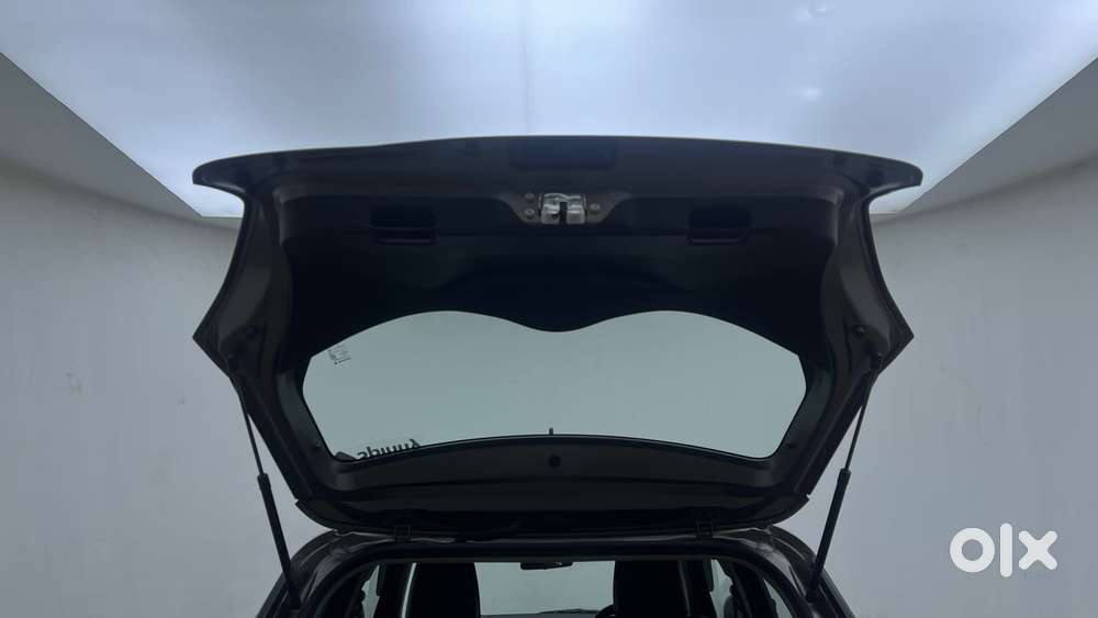 Maruti Suzuki Swift Amt Vvt Vxi, 2019, Petrol