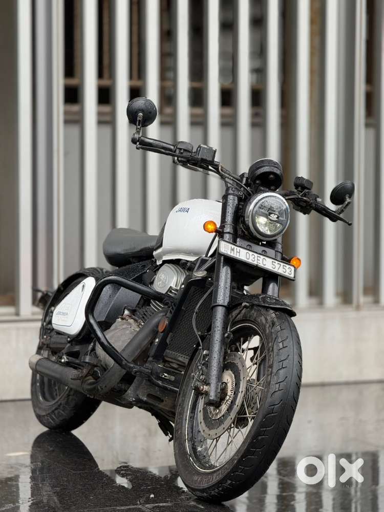 JAWA BOBBER BRAND NEW CONDITION .