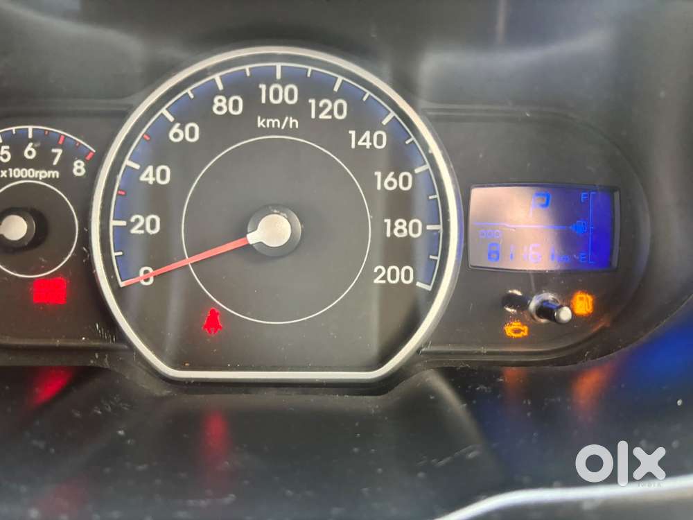 Hyundai I10 Sportz At, 2013, Petrol