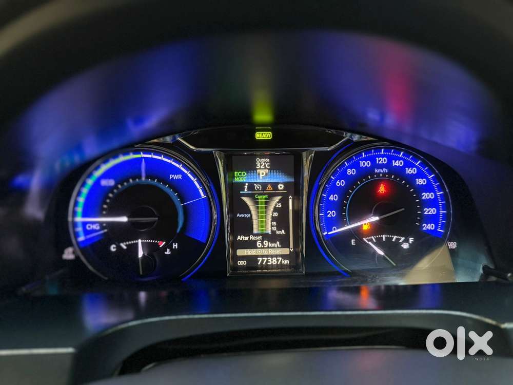 Toyota Camry Hybrid, 2016, Petrol