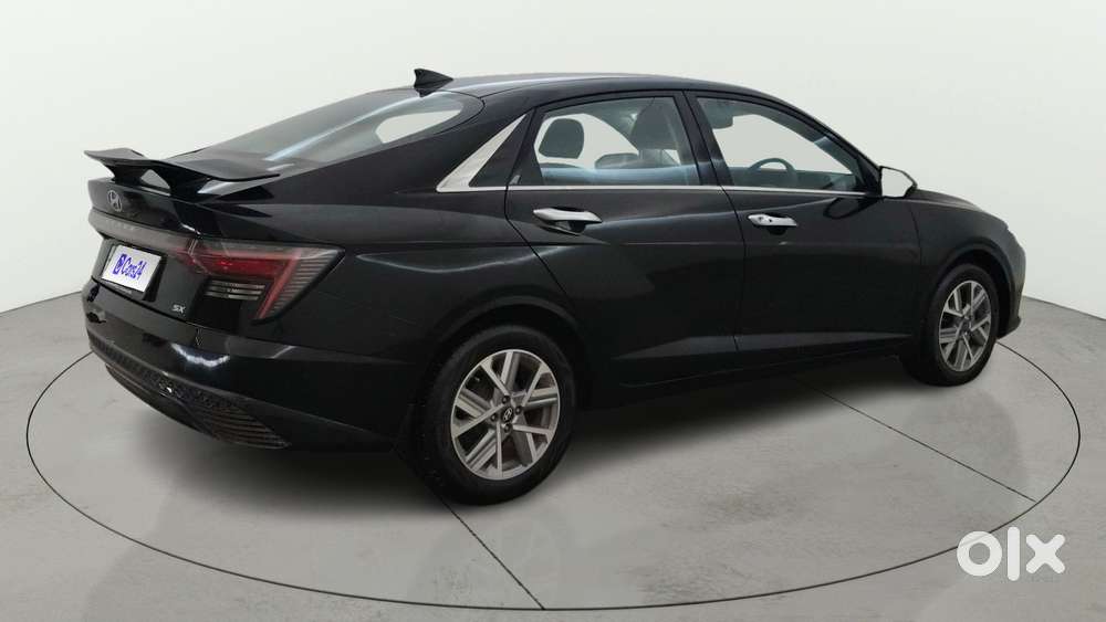 Hyundai Verna 1.5 Mpi Mt Sx (o), 2023, Petrol