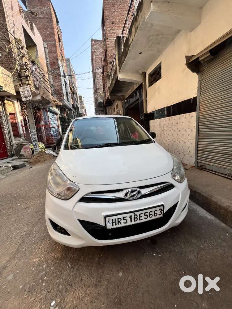 2015 Hyundai I10 Cng On Paper Gadi Ke Andar Kuchh Bhi Kam Nahin Ha