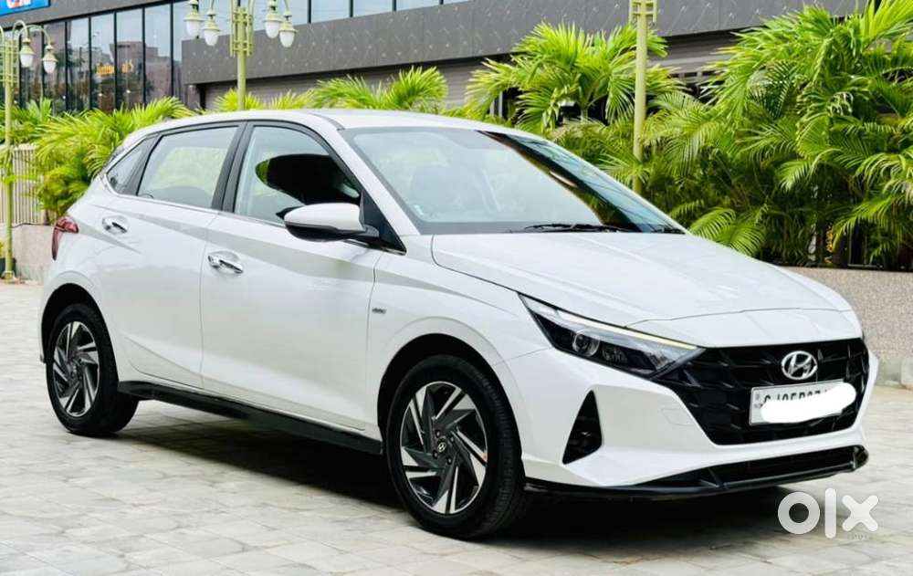Hyundai I20 Asta (o) 1.2 Ivt, 2022, Petrol