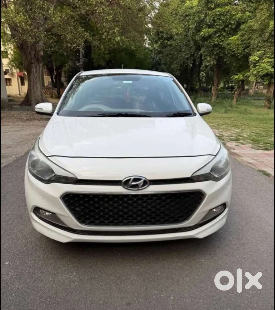 Hyundai I20 2017 Petrol 72000 Km Driven