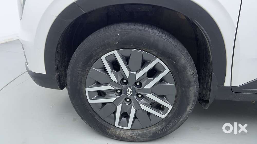 Hyundai Venue S (o) 1.0 Turbo Mt, 2023, Petrol