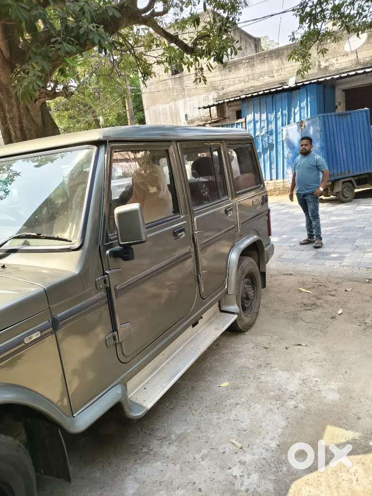 Mahindra Bolero Neo 2012 Diesel 98000 Km Driven