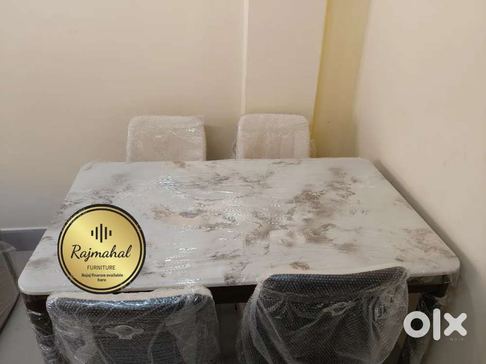 Brand new dining table in wholesale available