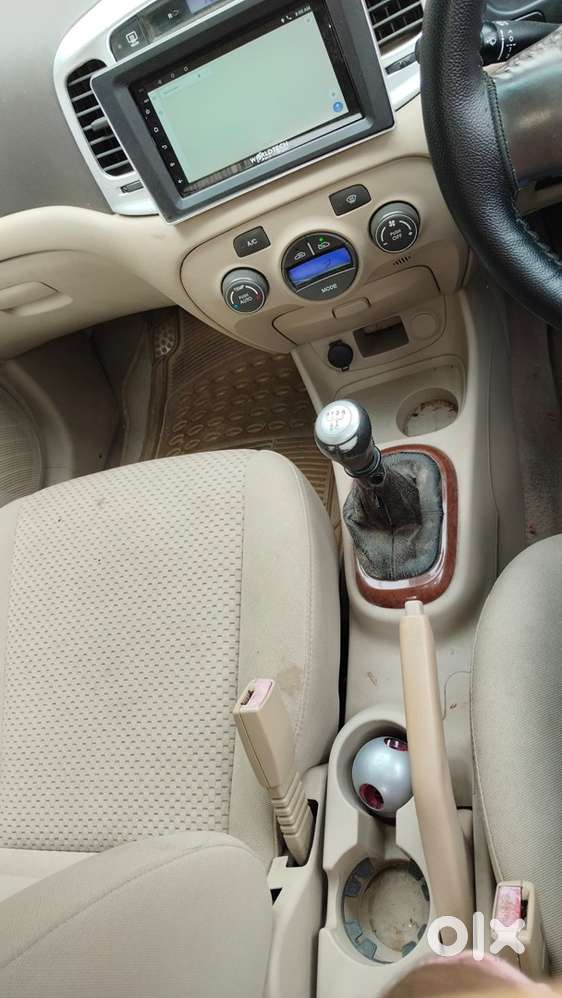 Hyundai Verna 2010 Model