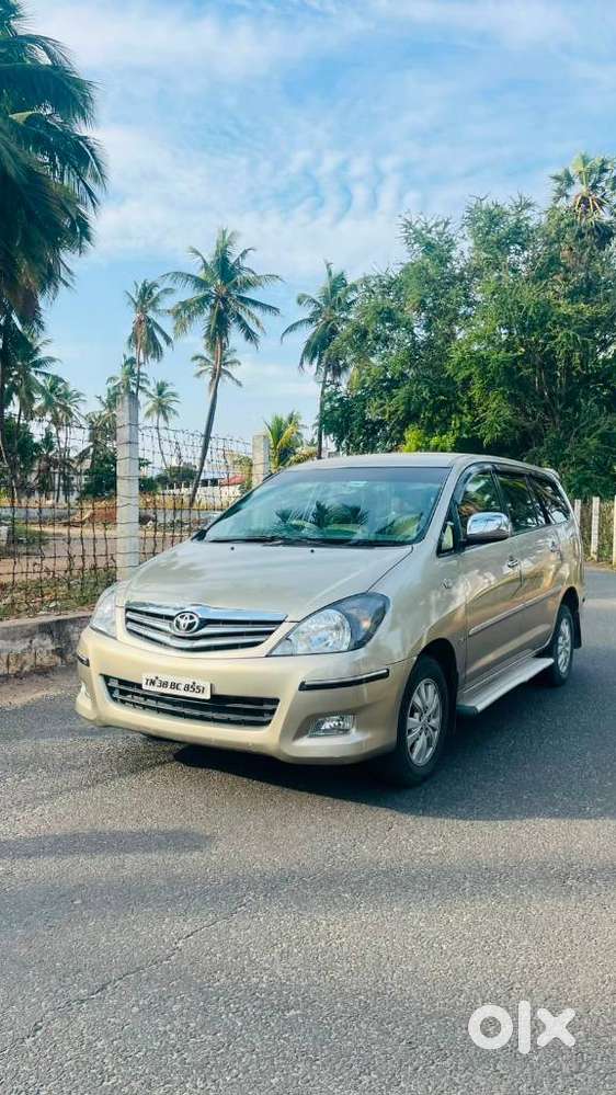 Toyota Innova 2.5 V 7 Str, 2010, Diesel