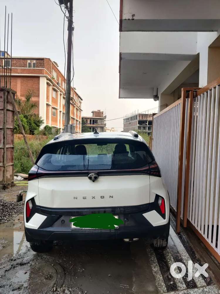 Tata Nexon 2024 Petrol 10000 Km Driven, With Sunroof Also