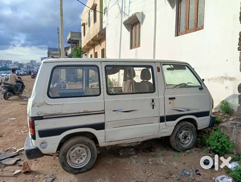 Maruti Suzuki Omni 2000