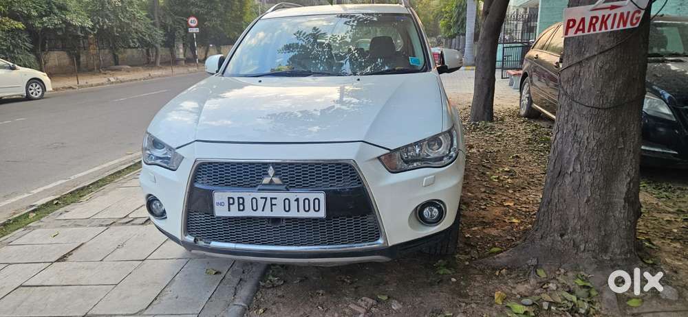 Mitsubishi Outlander New, 2012, Petrol
