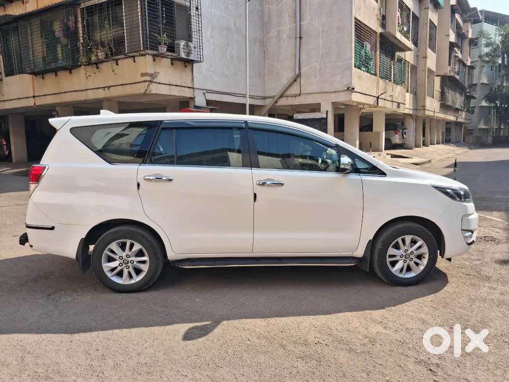 Toyota Innova Crysta