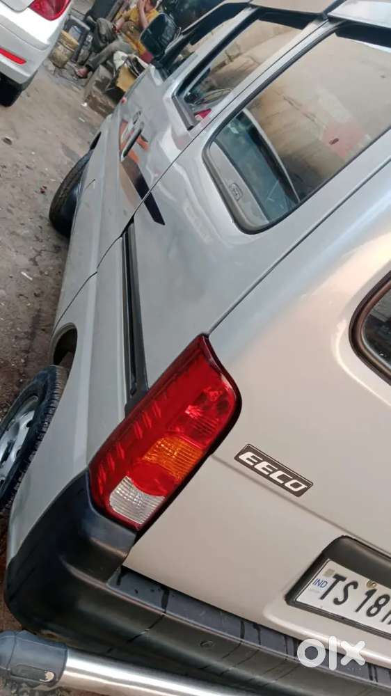 Maruti Suzuki Eeco 2022 Petrol 65000 Km Driven