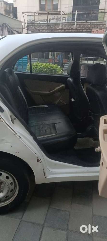 Tata Indica Vista Quadrajet Lx, 2013, Petrol